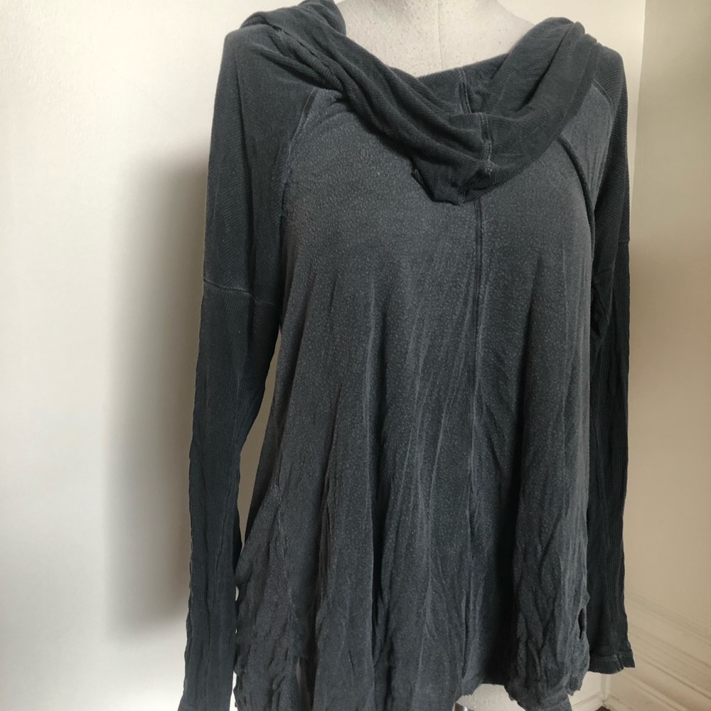 Comfy hooded top